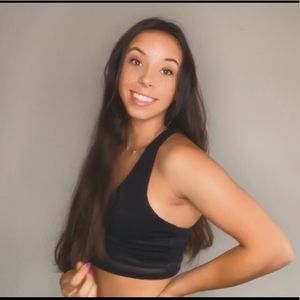 Meet your Posher, Juliana